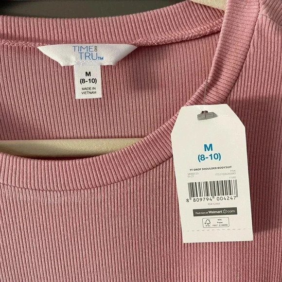 Time And Tru Stretch Round Neck Short Sleeve  Drop Shoulder Bodysuit Medium NWT - Picture 3 of 7